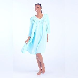 Elegant Silky Pastel Nightgown ¾Sleeves Gown w/Lacy Trimmings+Sweet Rose Flower